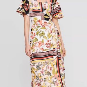 Like new maxi floral wrap dress
